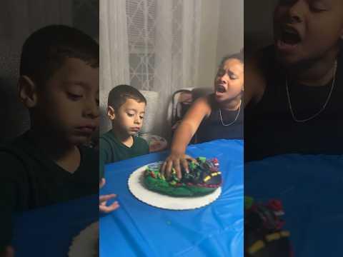 Family Conflict Erupts Over Ruined Birthday Cake Drama