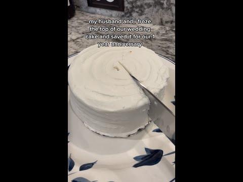 83-Year-Old’s Wedding Cake Discovery Unveils Lifetime Memories