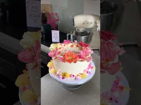 Norfolk Cake Artist Inspires with Edible Floral Masterpieces