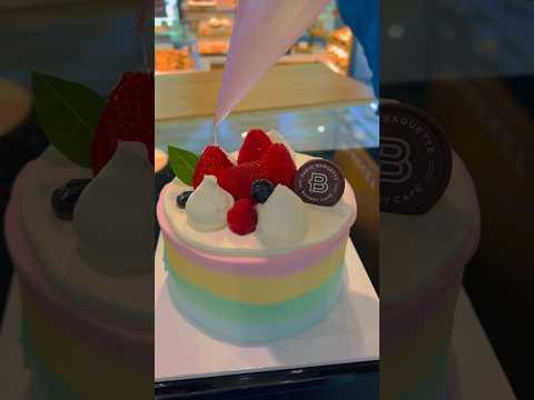 Paris Baguette Unveils Delectable Mother’s Day Cake Collection